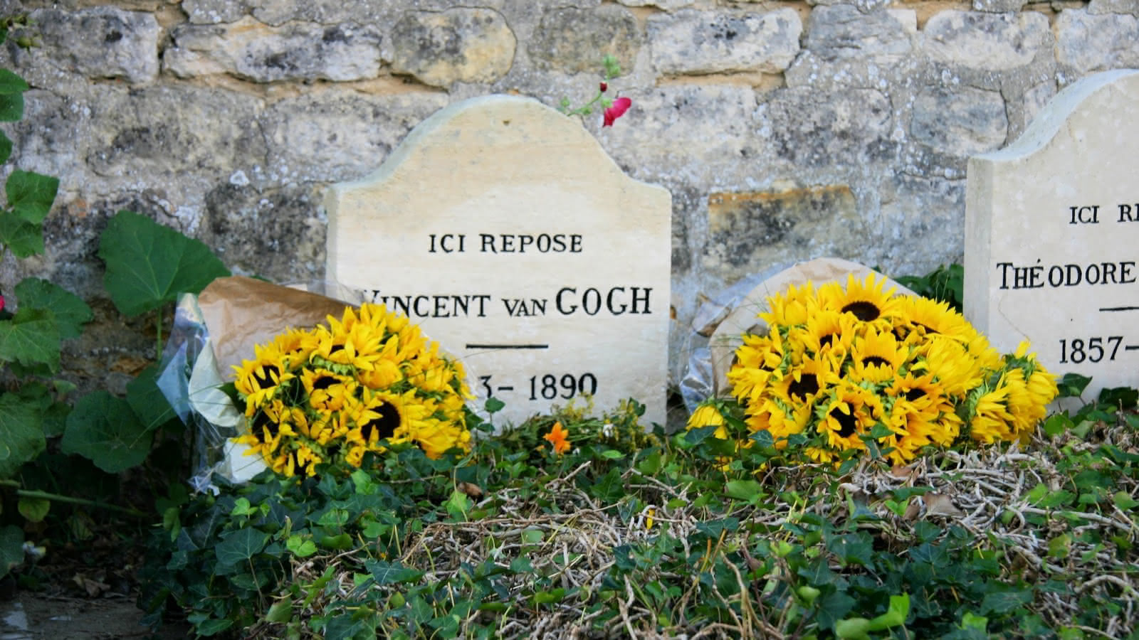 Photo des tombes de Vincent Van Gogh et Théodore à Auvers-sur-Oise