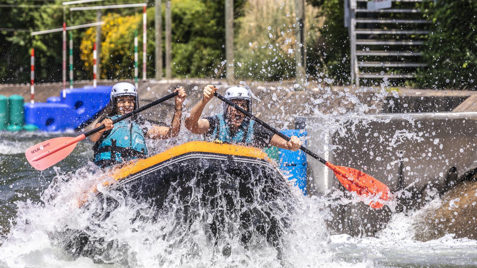 Rafting sur la rivière d'Eaux Vives à Cergy